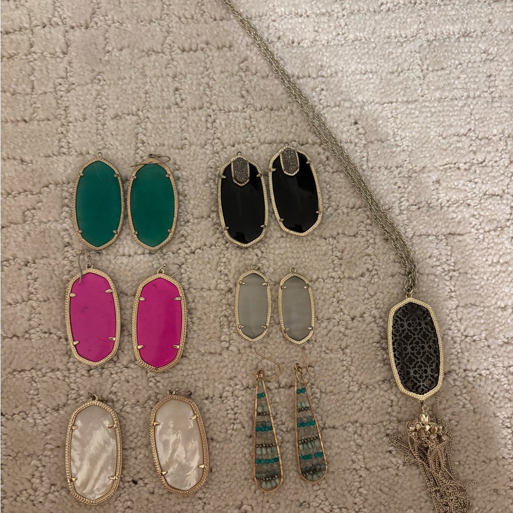Kendra Scott Green and Black Earrings Elegant Jewelry